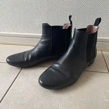 La TENACE 라테나체 사이드 고어 부츠 블랙 38 사이즈