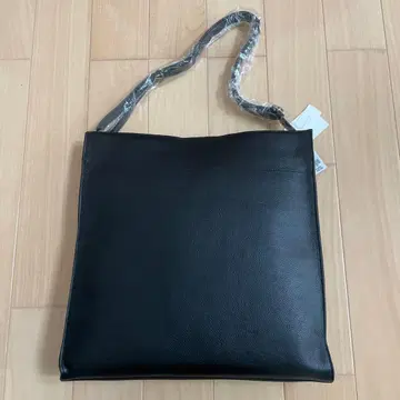 천연 가죽 블랙 숄더백