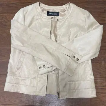 베이지 노카라 자켓 38 michel klein