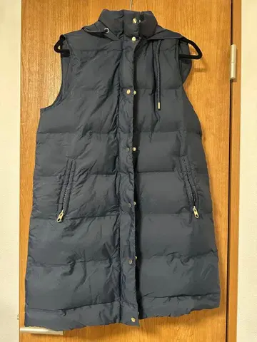 ZARA 후드 부착 다운 베스트 네이비