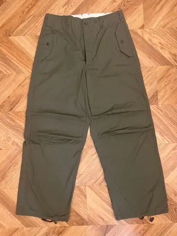 ENGINEERED GARMENTS 파라슈트 팬츠 S 올리브