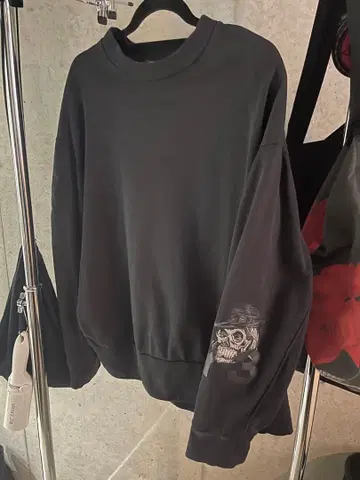 Y-3 스컬 자수 트레이닝복 L 블랙