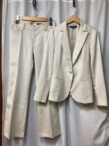 최종 가격 인하 새상품급 로트레아몽 수트 셋업