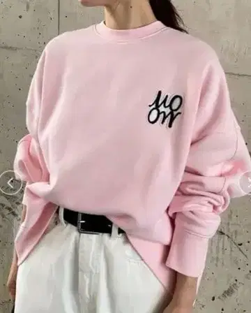 Mila Owen 핑크 맨투맨 트레이닝복