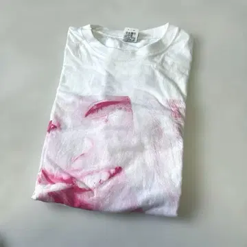 찬미나 화이트 T셔츠