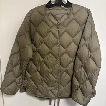 UNIQLO 울트라 라이트 다운 L 사이즈