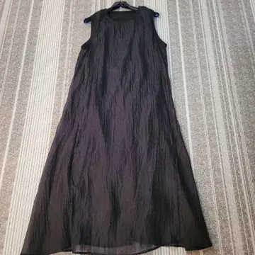 블랙 슬리브리스 롱 원피스