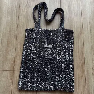 가격 인하 Uhr 스팽글 토트백