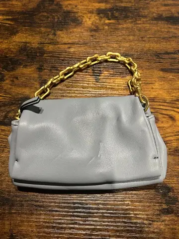 그레이 합성 피혁 핸드백 골드 체인