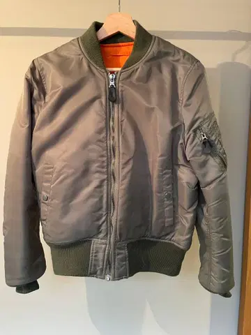 WINDANDSEA MA-1 자켓 카키