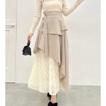 dazzlin 아지메 티어드 플리츠 스커트