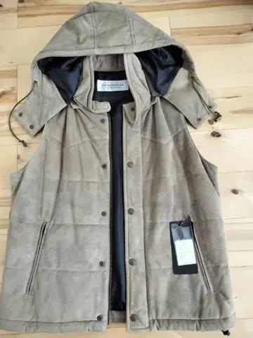 [ 새상품 ] Lamandora 후드 부착 가죽 베스트 자켓