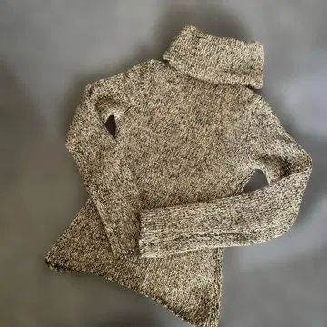 D&G 터틀넥 니트