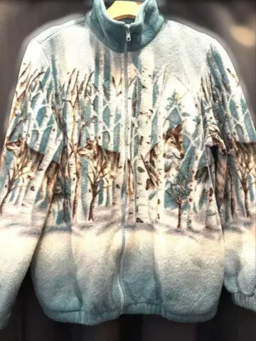 blair 울프 패턴 플리스 자켓