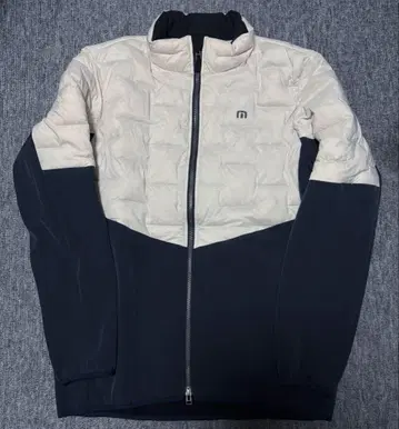travisMathew 트라비스마슈 다운 자켓 골프웨어