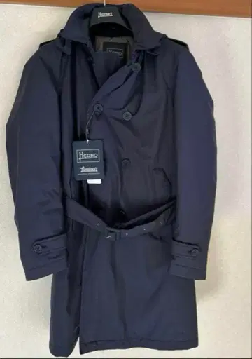새상품 미사용 HERNO 트렌치코트