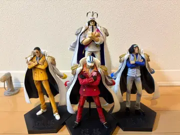 원피스 DX 해군 피규어 세트 (센고쿠, 사카즈키, 키자루, 아오키지)