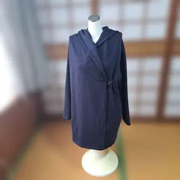 후드 부착 하프 코트 M~L