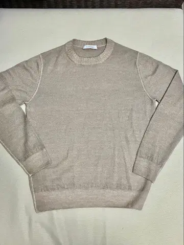 Cruciani 베이지 크루넥 스웨터