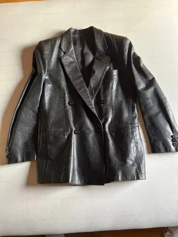 부티크 반돔 블랙 가죽 더블 브레스트 자켓