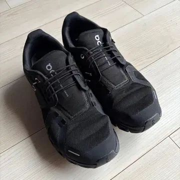 컨디션 최상 온 ON 클라우드6 스니커즈 cloud6 블랙 27.5