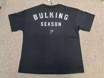 BULKING SEASON 블랙 T셔츠