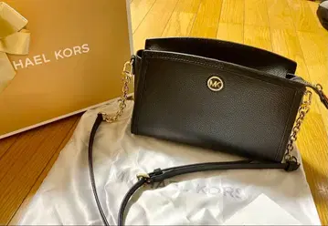 MICHAEL KORS 블랙 숄더백