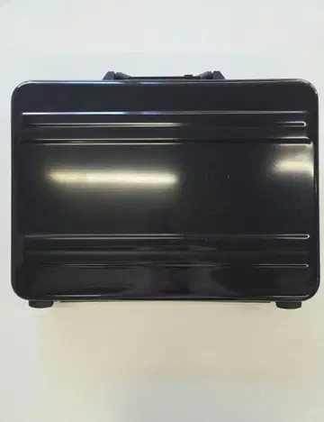 [새상품급] 제로 할리버튼 아타셰 케이스 블랙