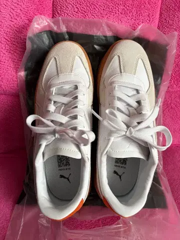 PUMA 플랫폼 스니커즈 화이트/오렌지