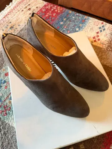 Odette e Odile 브라운 그레이 하이힐 23.5cm