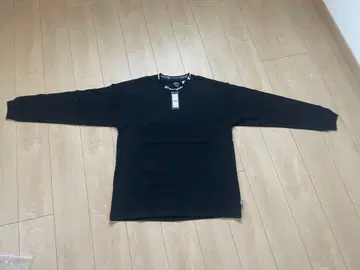 EXAMPLE 긴팔 T셔츠