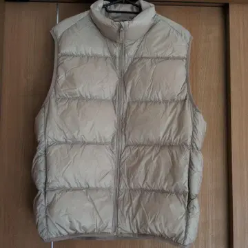 다운 베스트 베이지