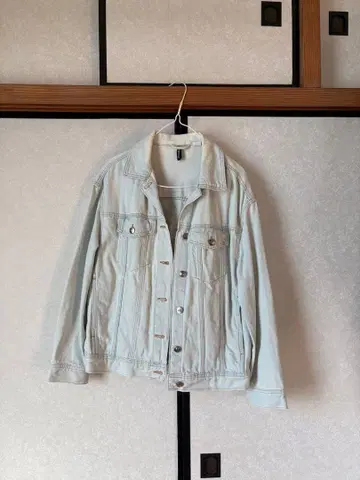 DIVIDED 라이트 블루 데님 자켓 S 사이즈