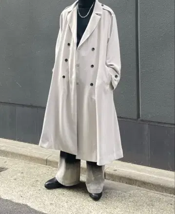 Lui's 라이트 그레이 더블 브레스트 트렌치코트
