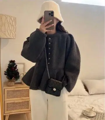 다크 그레이 플리스 자켓 M 사이즈