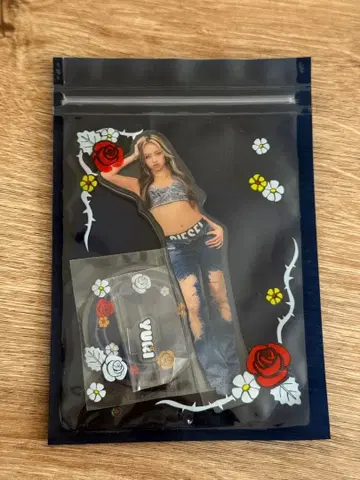 HANA YURI 아크릴 스탠드