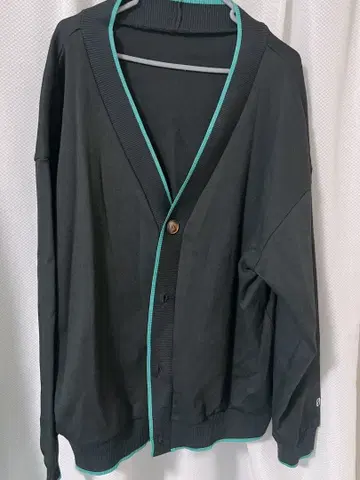 하츠네 미쿠 echo 맨투맨 가디건 블랙