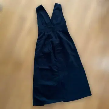 나노 유니버스 V넥 점퍼 스커트