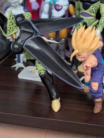 드래곤볼 Z MATCH MAKERS 셀 VS 초사이어인 손오반