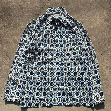 70년대 패턴 셔츠