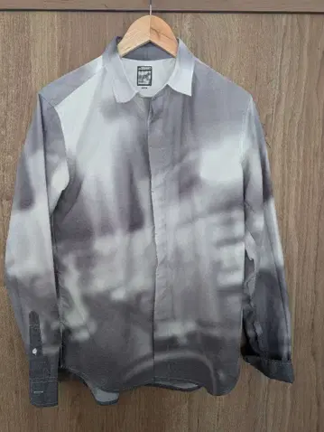 HARE 하레 모노톤 그라데이션 올 패턴 셔츠 긴팔 M 사이즈