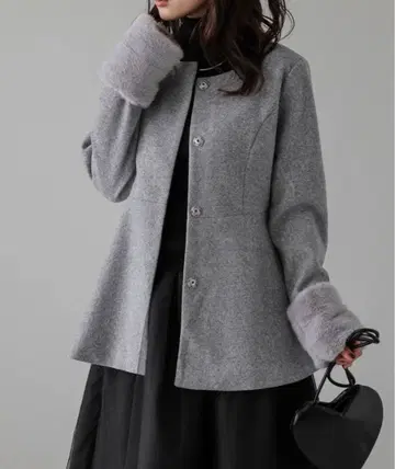 그레이 노카라 자켓 퍼 포함