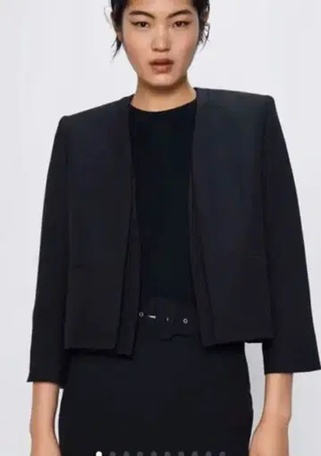 ZARA 블랙 노카라 자켓
