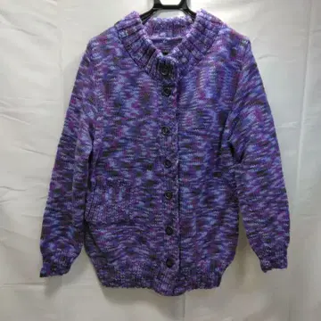 보라색 계열 니트 가디건 긴팔 버튼 포함