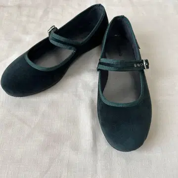 빅토리아 스트랩 발레 슈즈 24.5cm