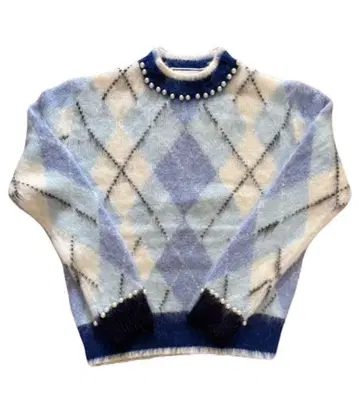 새상품 애드니시스 펄 아가일 니트 스웨터 F 사이즈