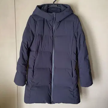 유니클로 심리스 다운 블랙 M