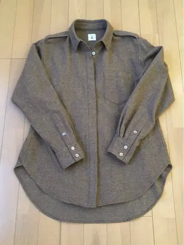 6(ROKU) UNITED ARROWS 긴팔 울 셔츠 에폴렛