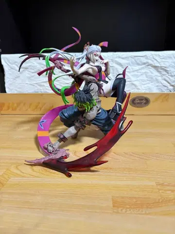 피규어아츠 ZERO 타락한 공주 & 기유타로 귀멸의 칼날 피규어