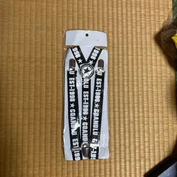 코코룰루 서스펜더 블랙과 화이트